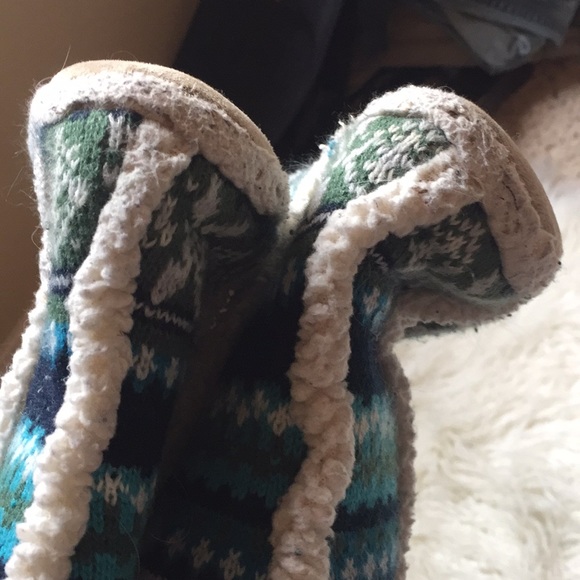 Sweater Boot Houseshoes - Picture 8 of 8
